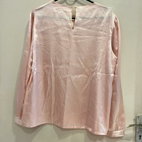 Pink satin blouse - Picture 7 of 8